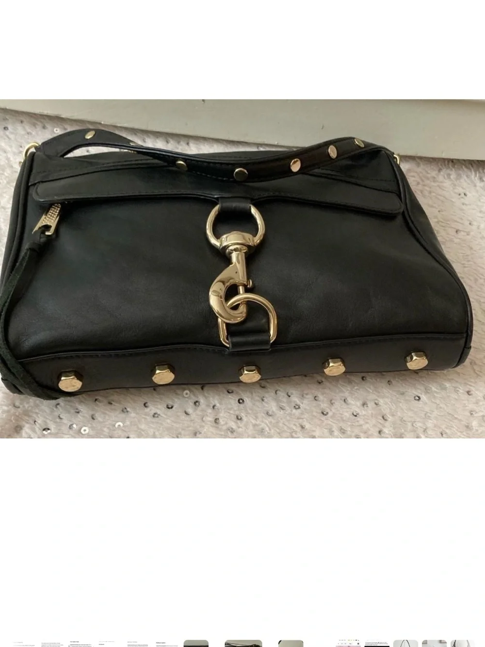 B. Makowsky Black Leather Crossbody Bag Gold Hardware Chain Strap Everyday Purse